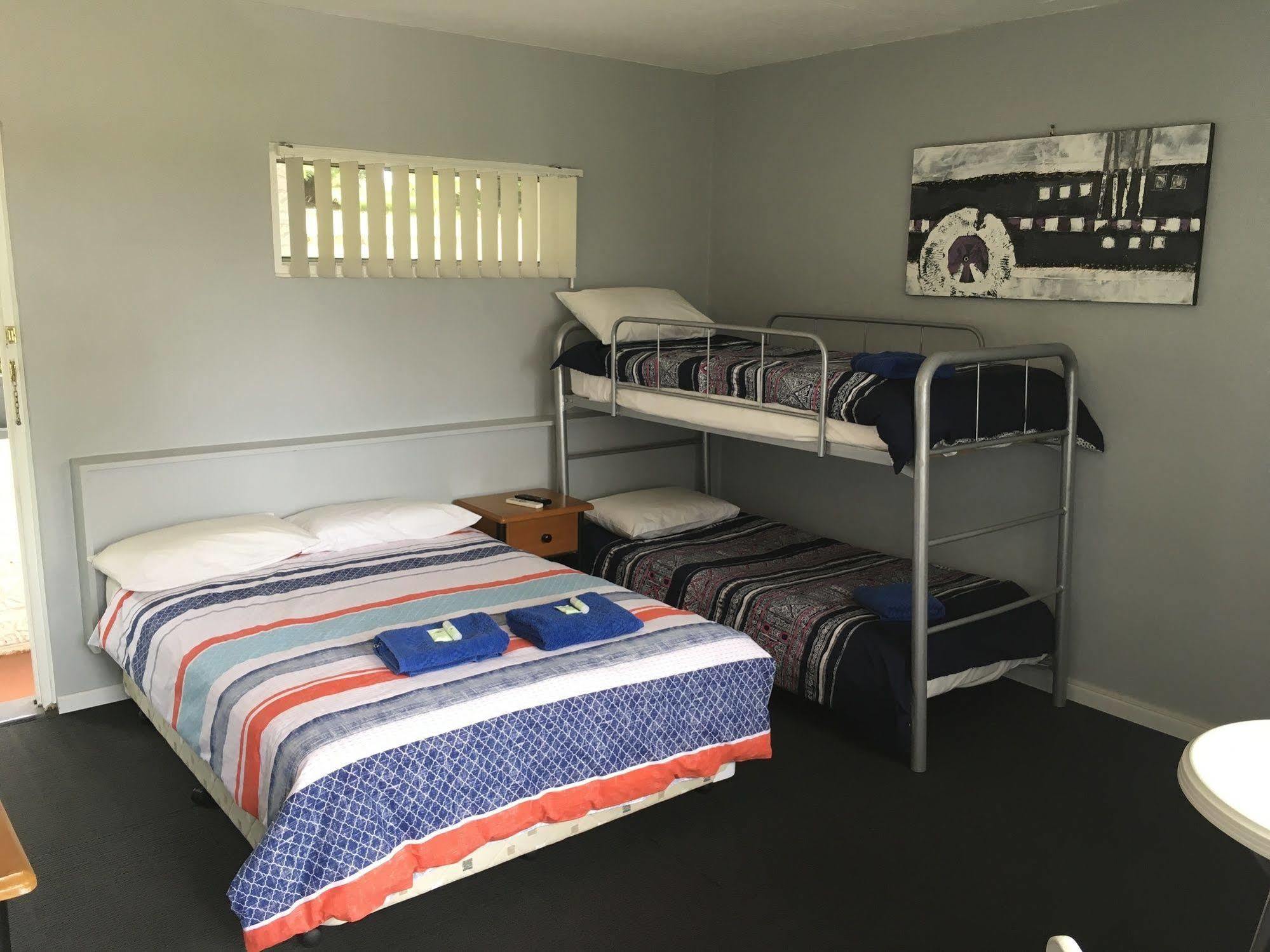 Plantation Retro Motel Tyndale Extérieur photo